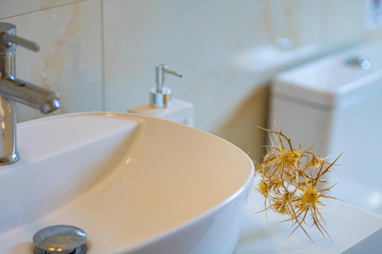 Nisi Collections Rooms 