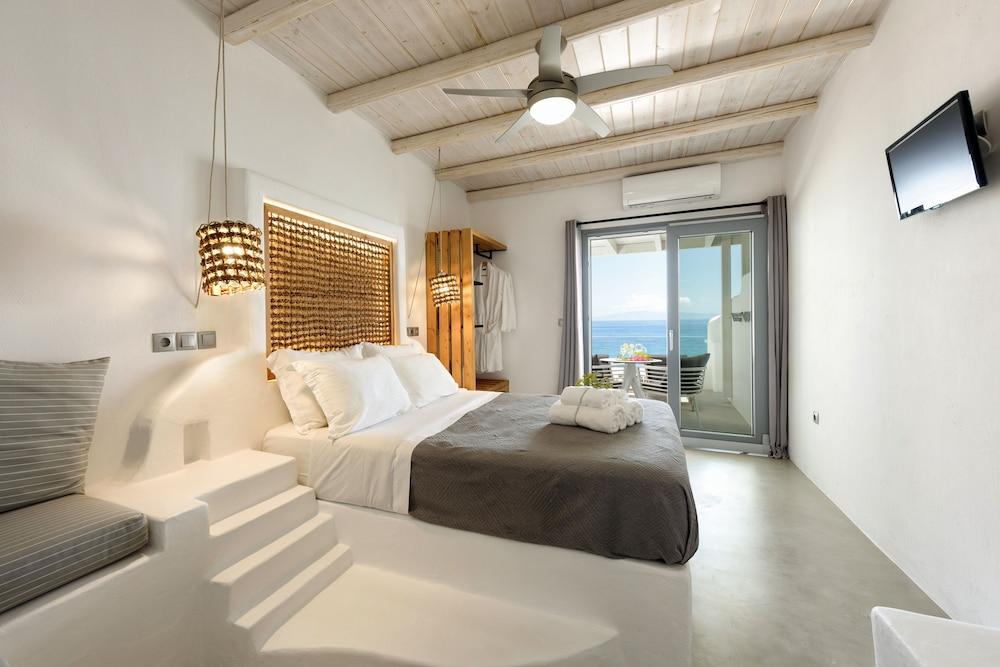 Blue Waves Suites & Apartments 2 *