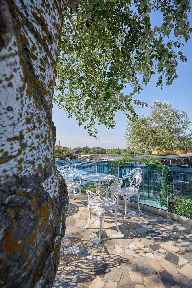 Lebada Luxury Resort & Spa