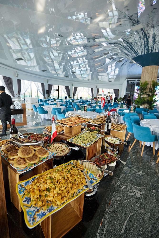 Lebada Luxury Resort & Spa