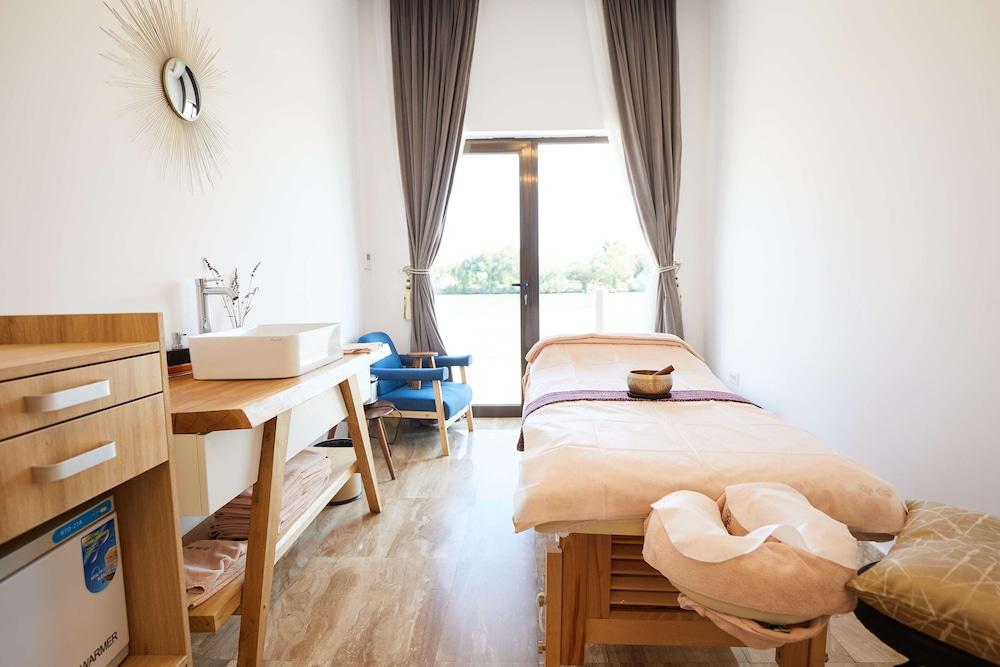 Lebada Luxury Resort & Spa