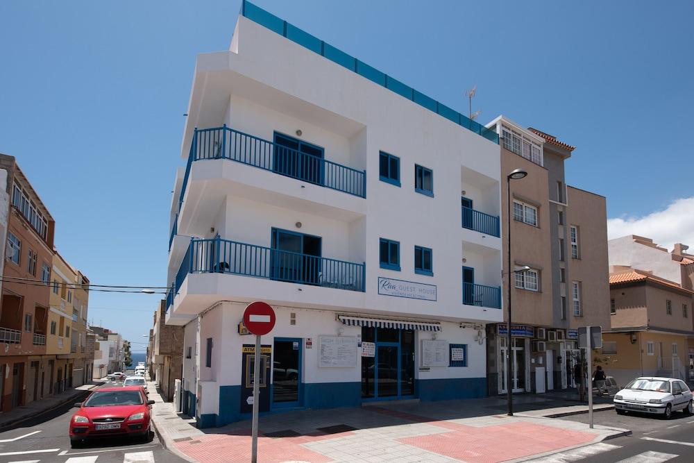 Riva Guest House Los Abrigos