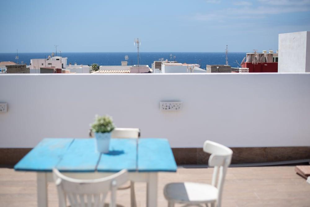 Riva Guest House Los Abrigos