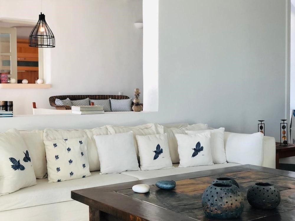 White Villa 