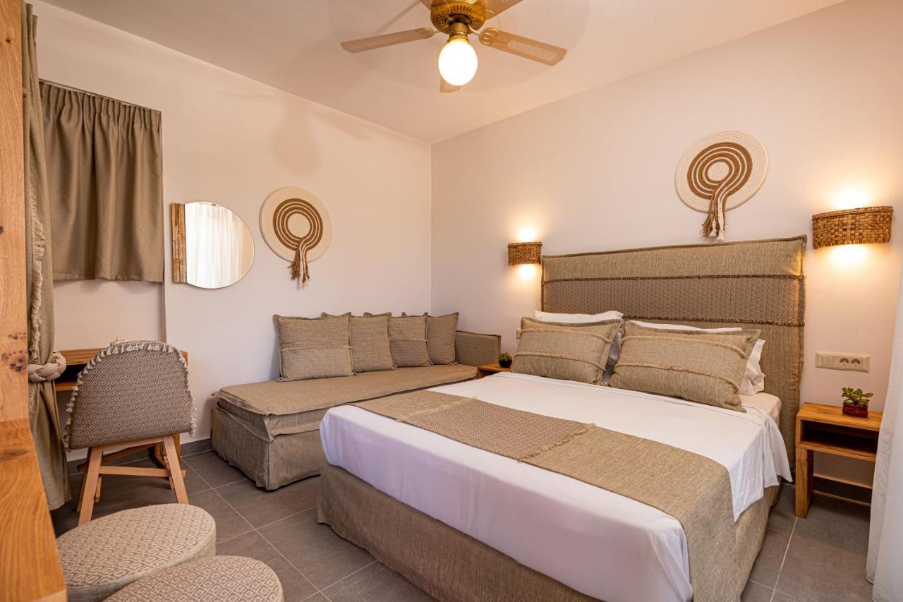 Spiros Family Apts 2 *