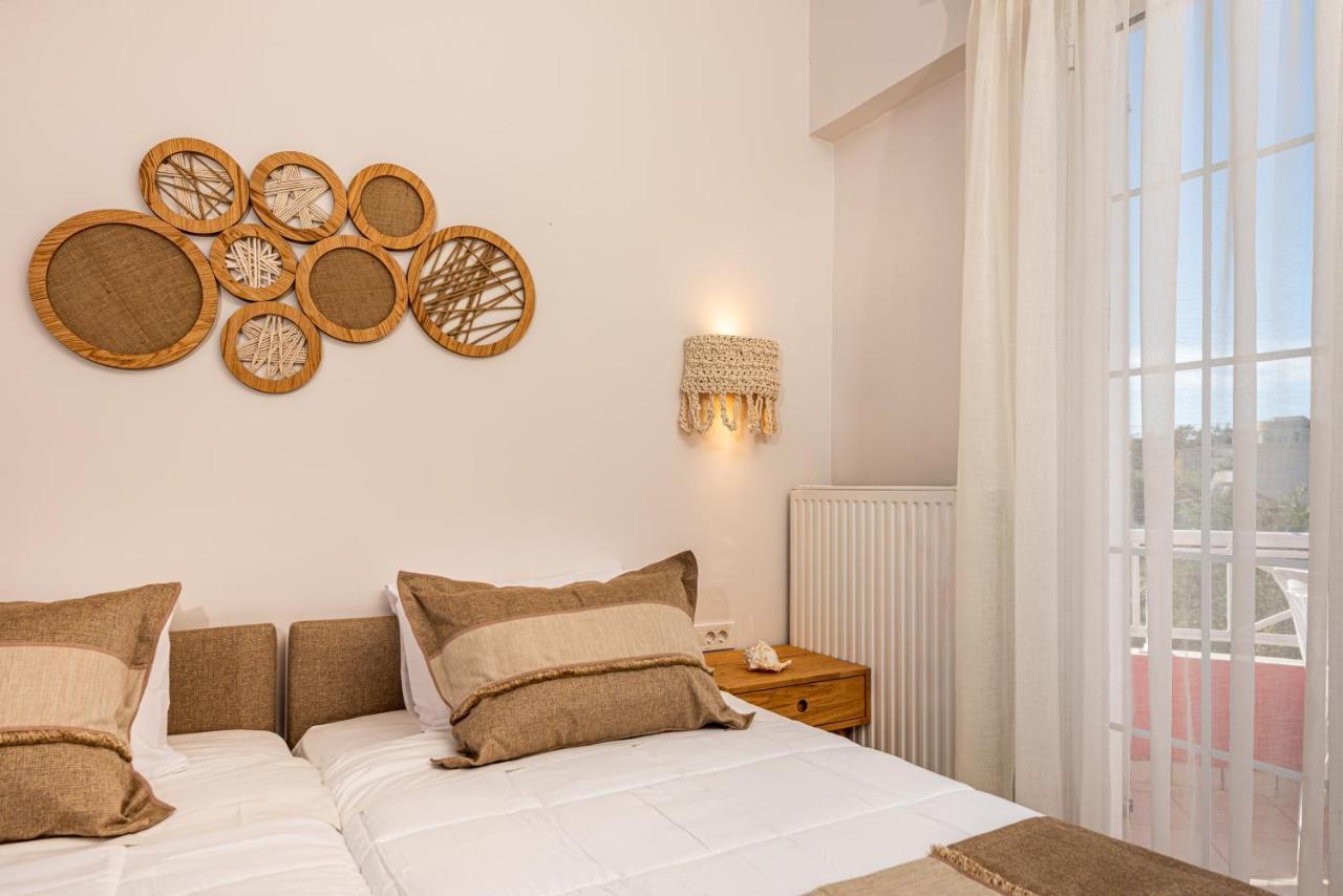 Spiros Family Apts 2 *