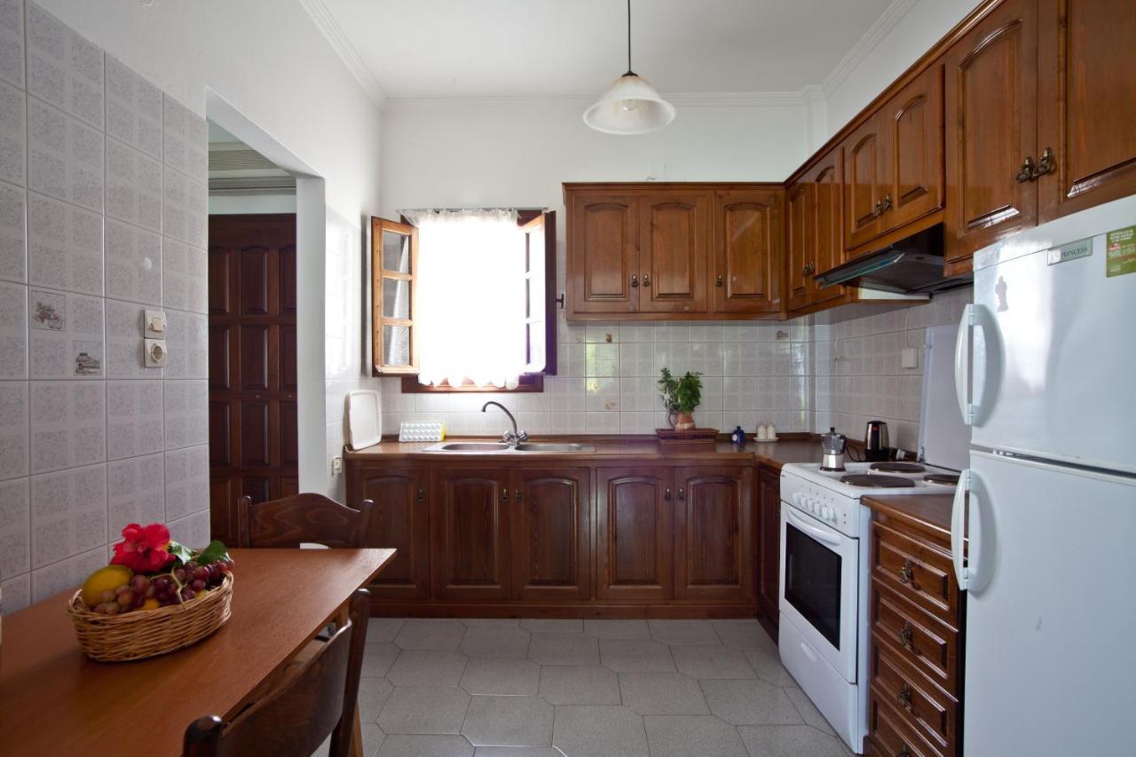 Margarita\'s Studios 2 *