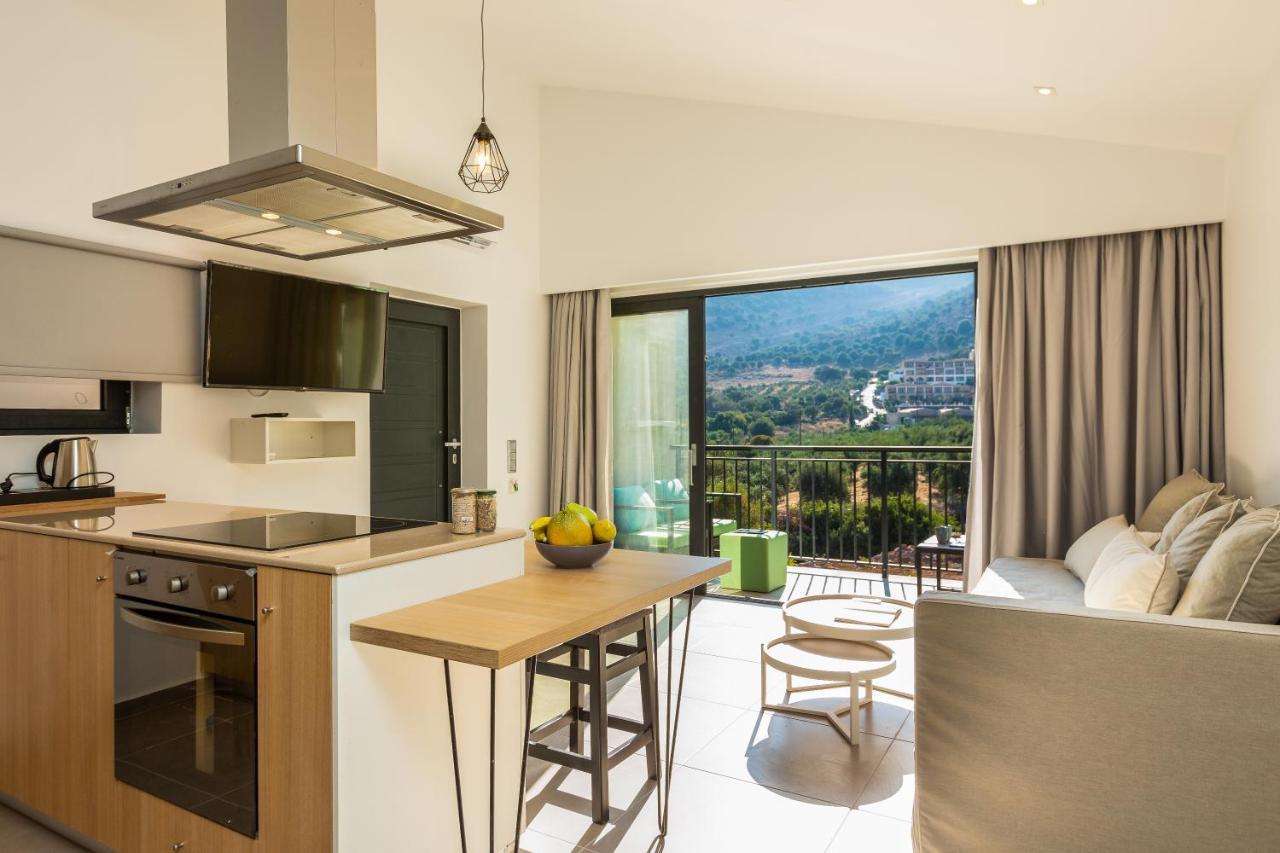 T-Hotel Premium Suites  - pic #24