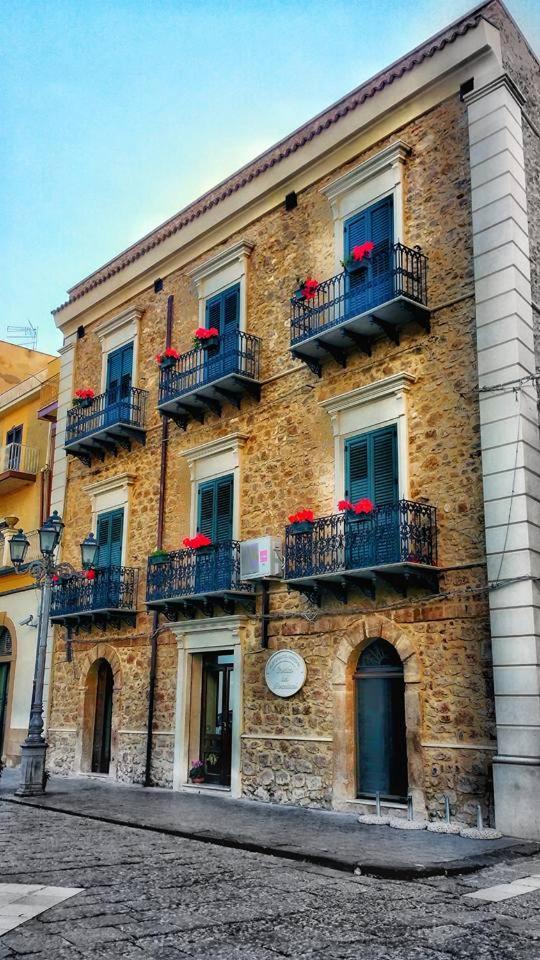 B&B Il Portico Dei Normanni em Butera