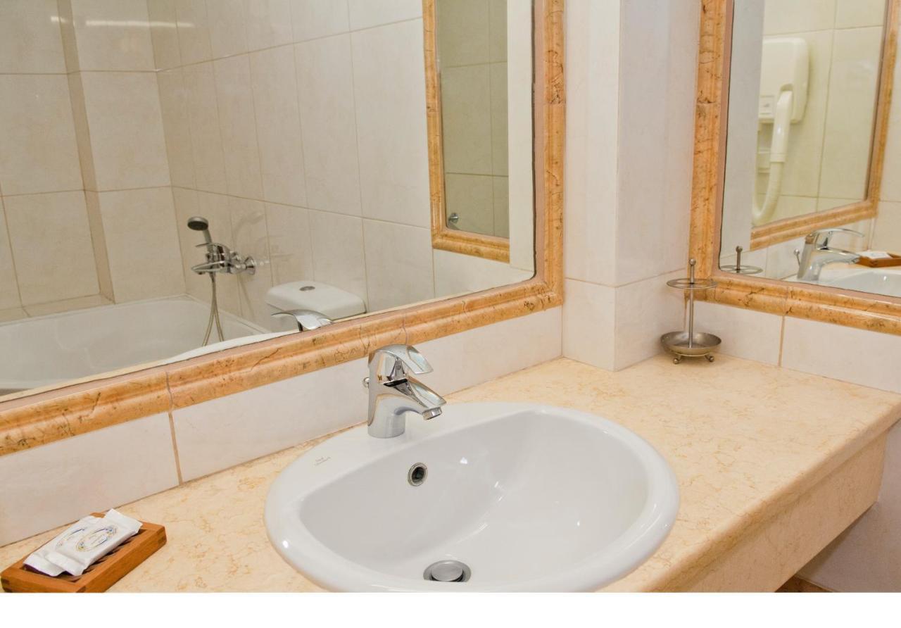 Matina 3 * Matina 3 *