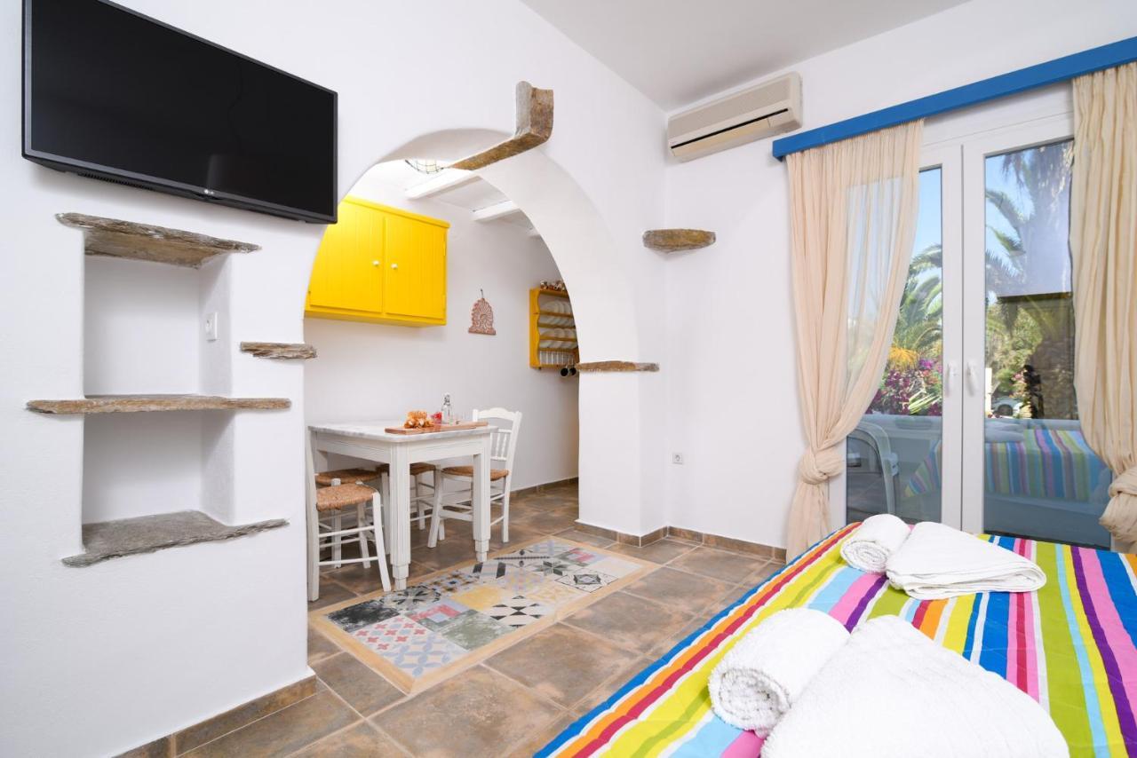Golden Beach Hotel & Apartments 3 *