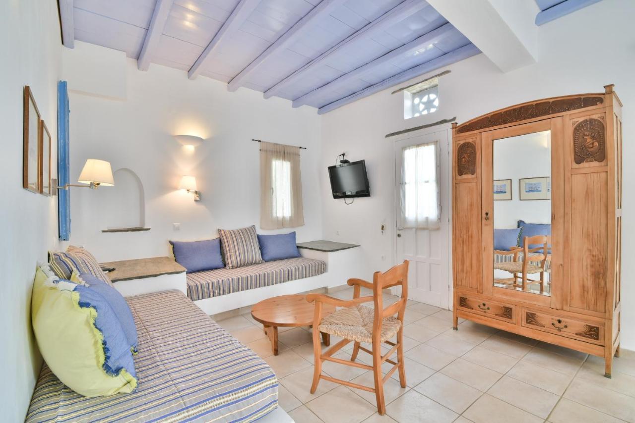 Golden Beach Hotel & Apartments 3 *