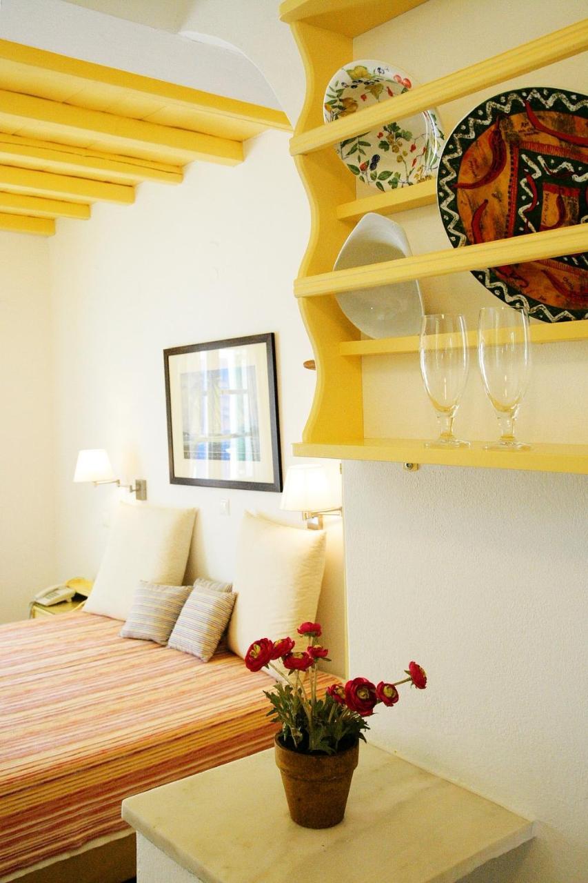 Golden Beach Hotel & Apartments 3 *