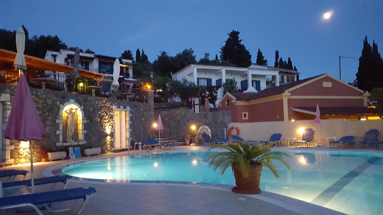 Paleo Inn 1 *