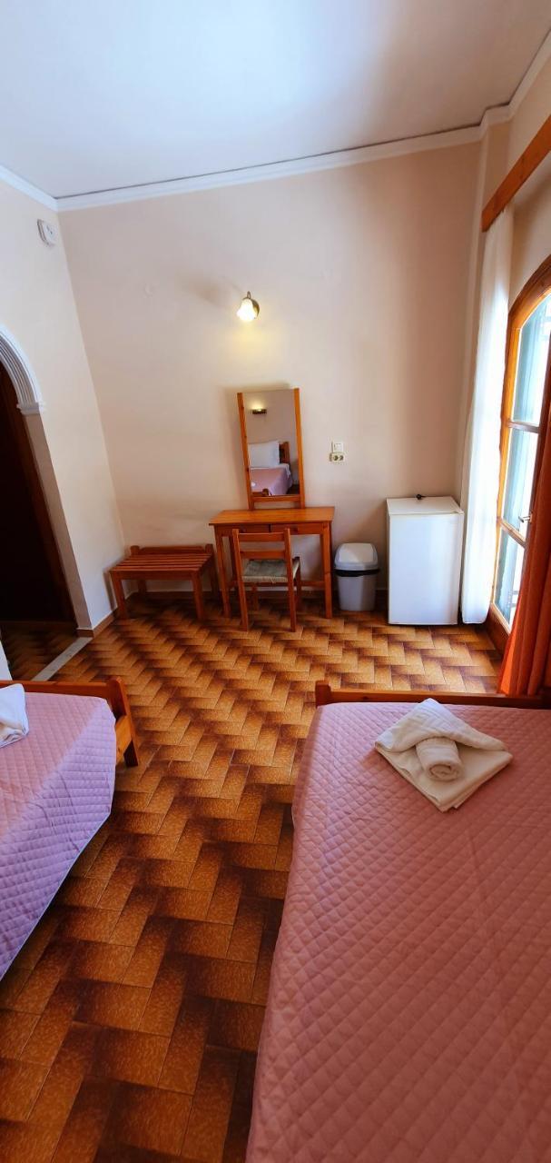 Paleo Inn 1 *