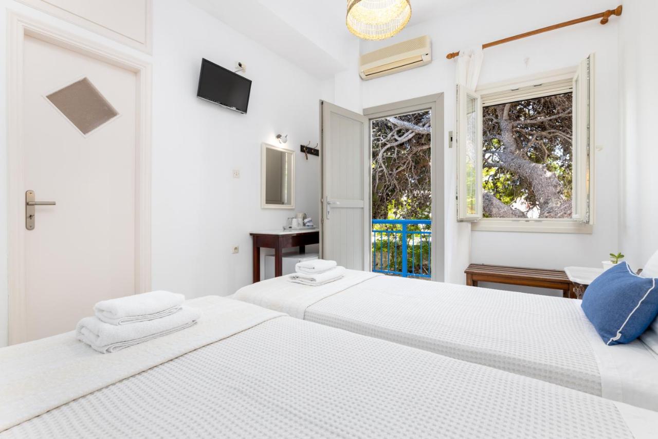 Hotel Dina 1 *