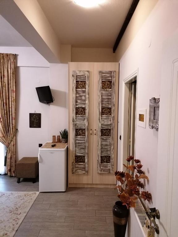 Gousias Guesthouse  - pic #13