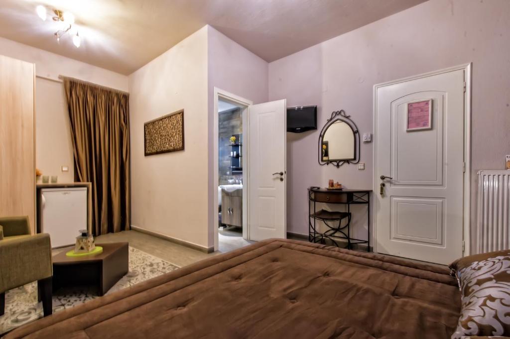 Gousias Guesthouse  - pic #17