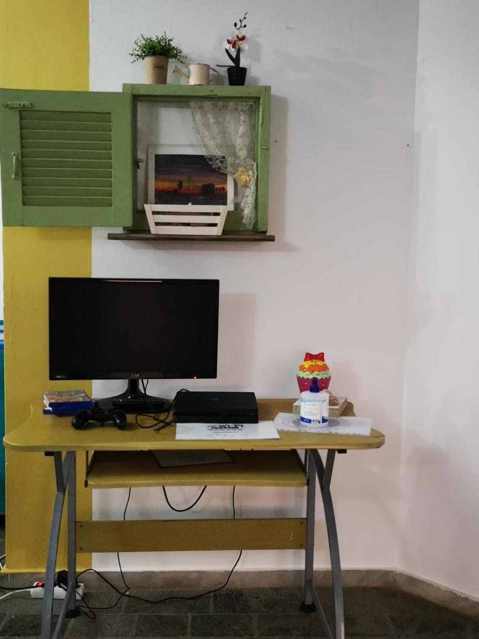 Ilios and Irene Apartments 3 *