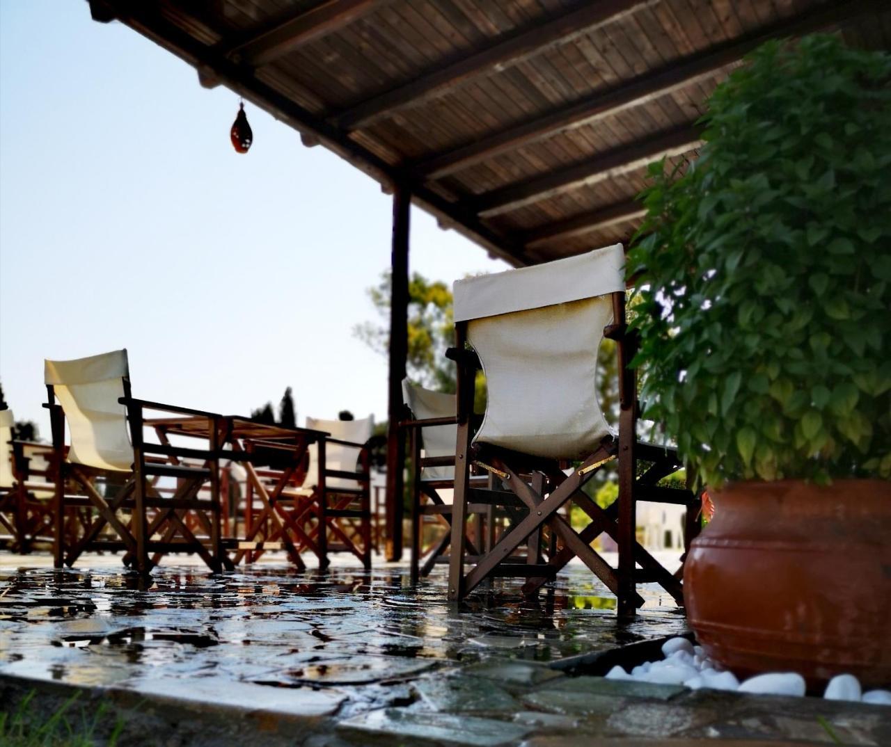 Ilios and Irene Apartments 3 *