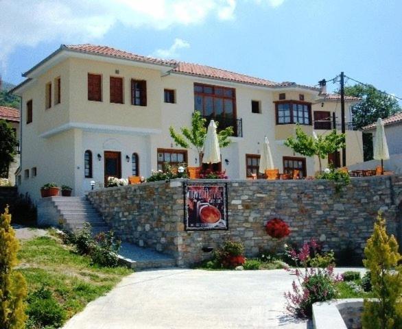 Guesthouse Kolenti 3 *