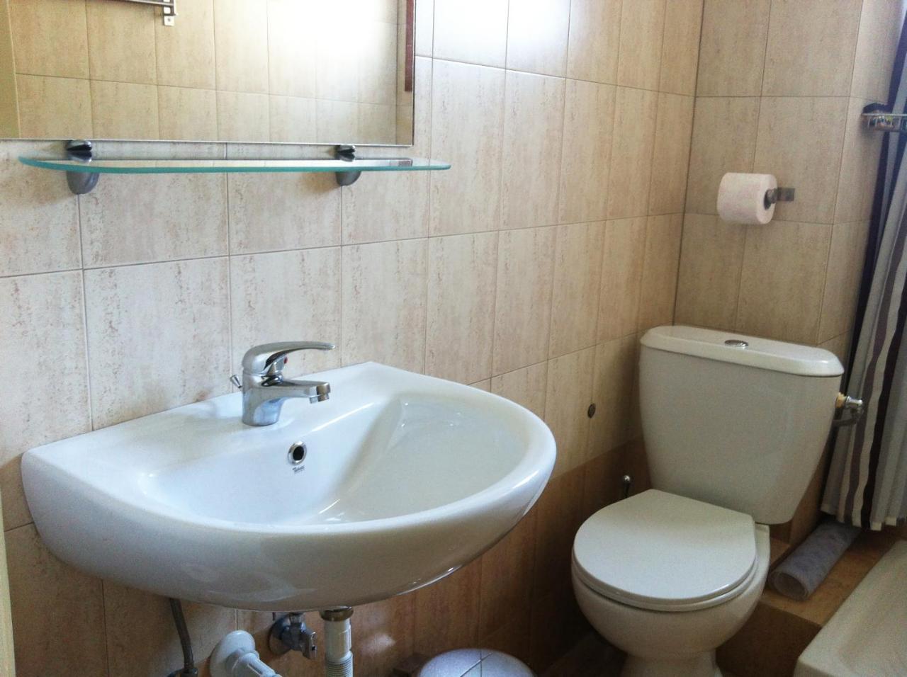 Guesthouse Kolenti 3 *