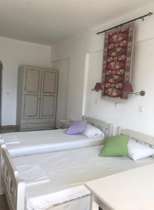Kostas Studios 