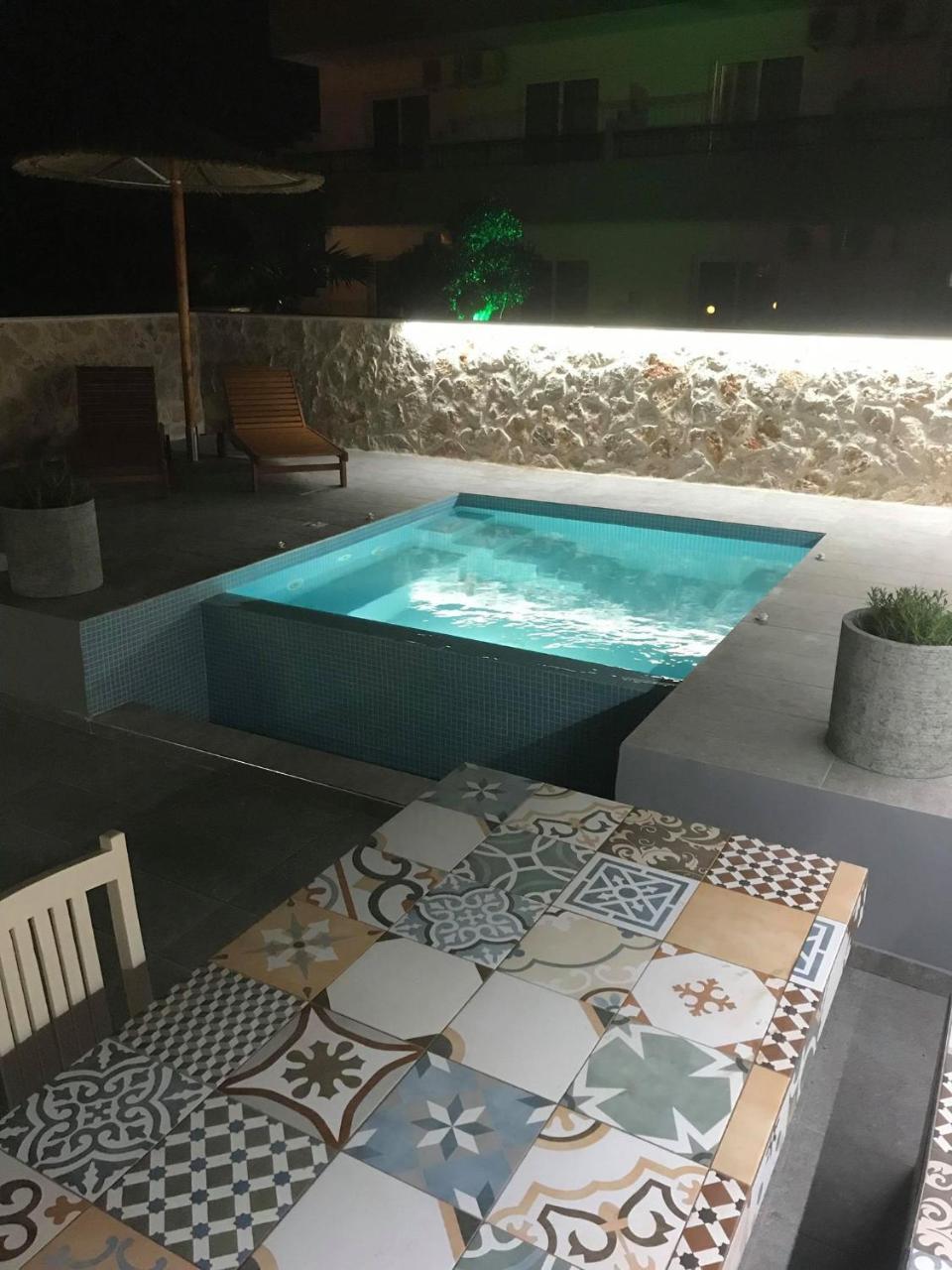Kostas Studios 