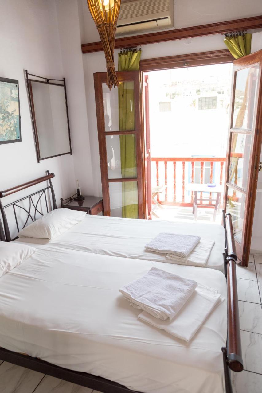 Studio Eleni 3 *