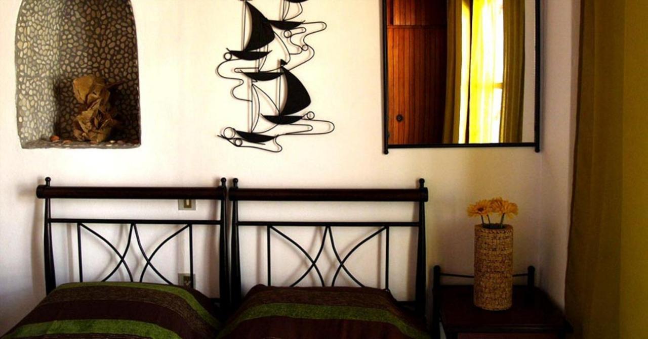 Studio Eleni 3 *