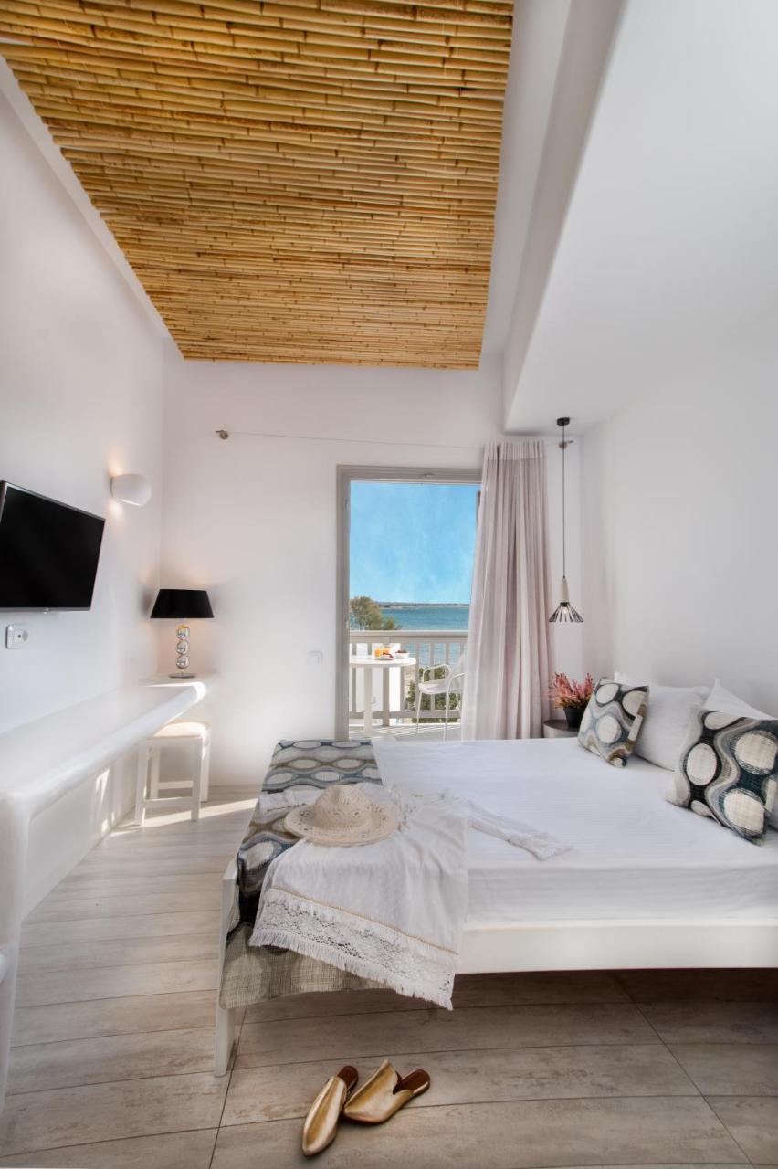 Thomais Studios 3 * Thomais Studios 3 *