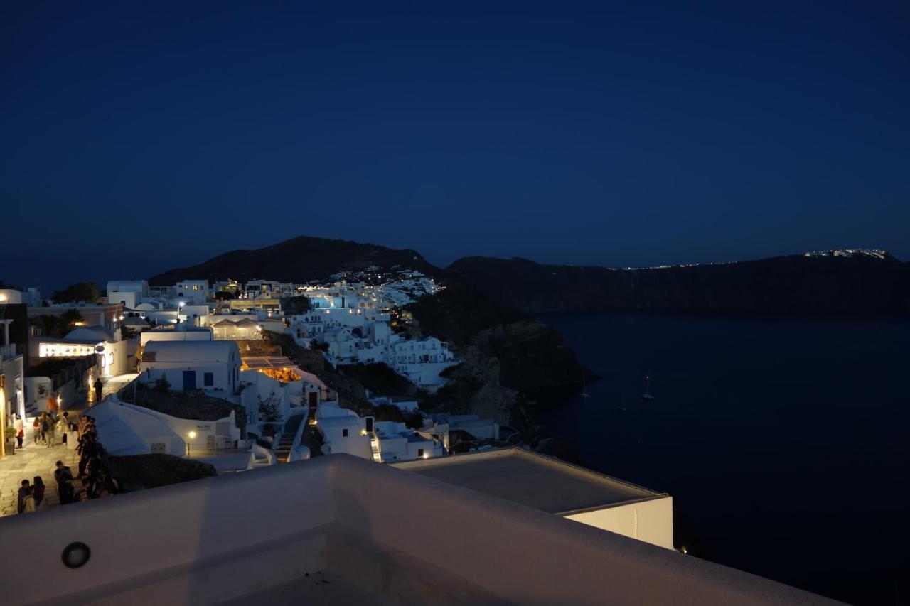 Top Oia 