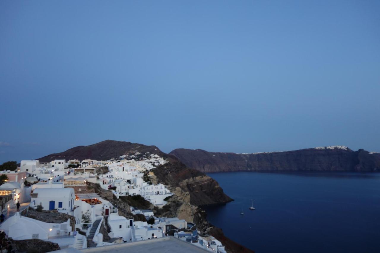 Top Oia 