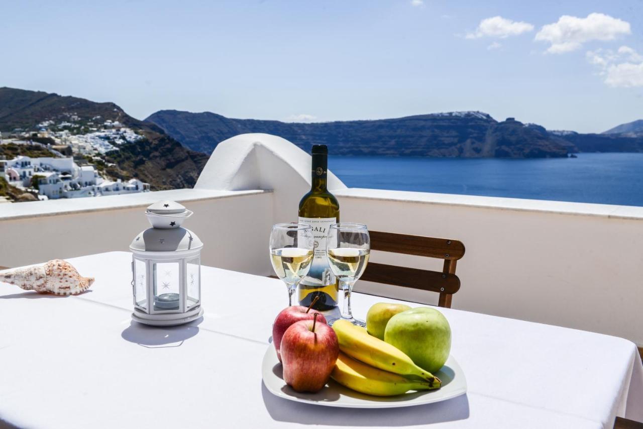 Top Oia 