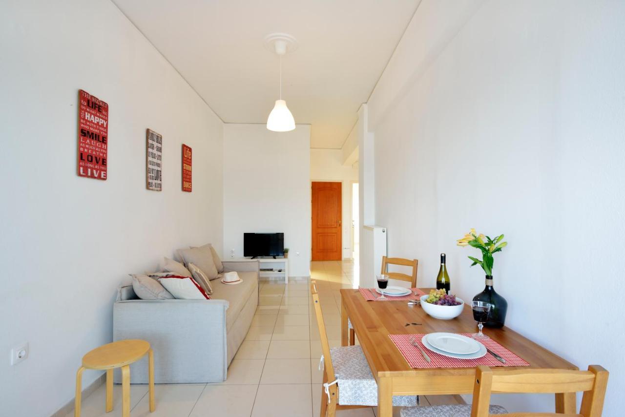 Kalamaki Apartments  Kalamaki Apartments