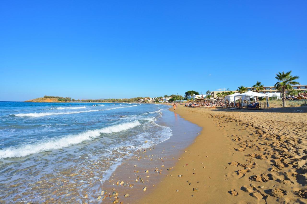 Kalamaki Apartments  Kalamaki Apartments