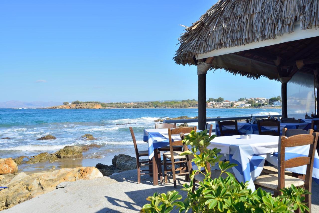 Kalamaki Apartments  Kalamaki Apartments