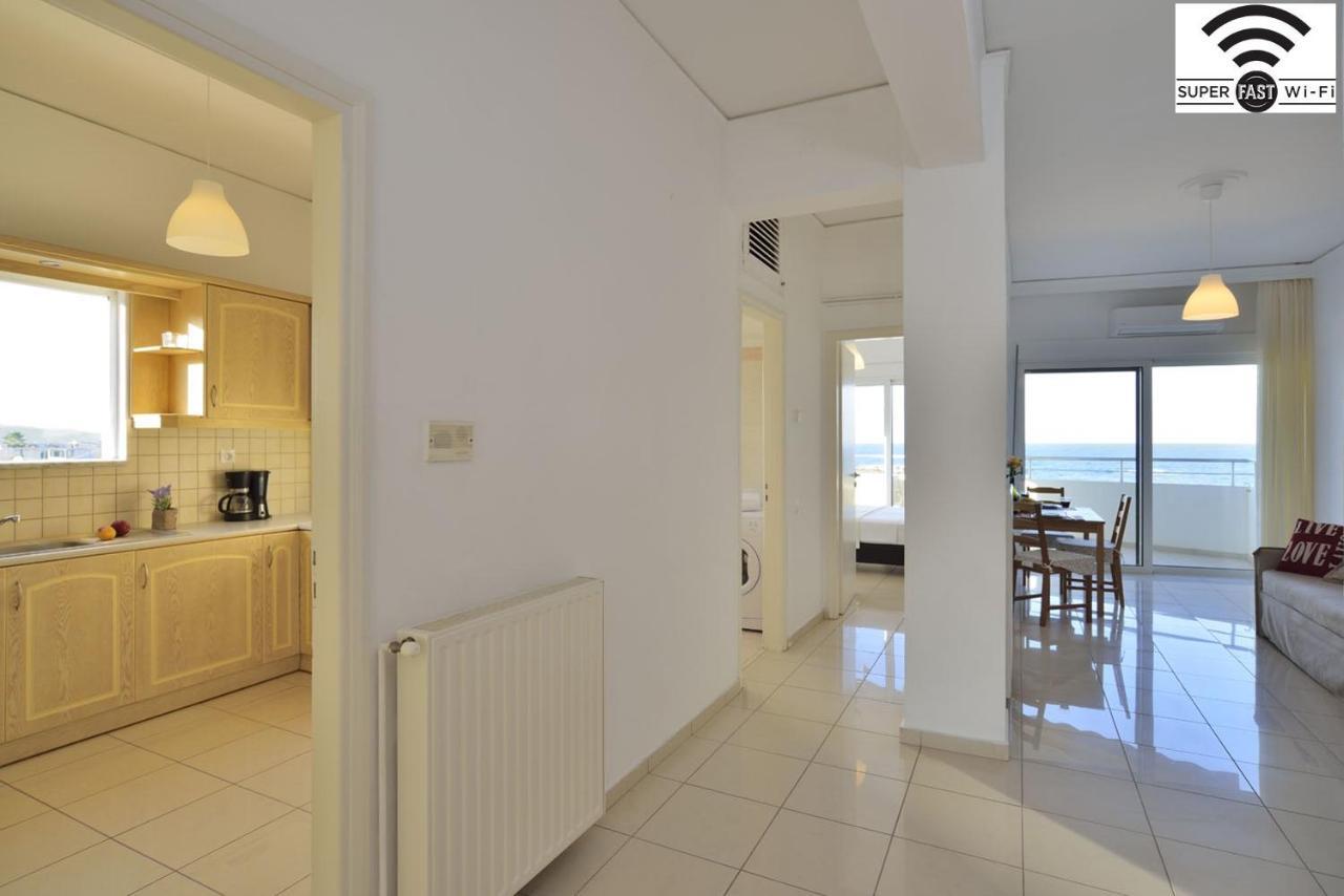 Kalamaki Apartments  Kalamaki Apartments