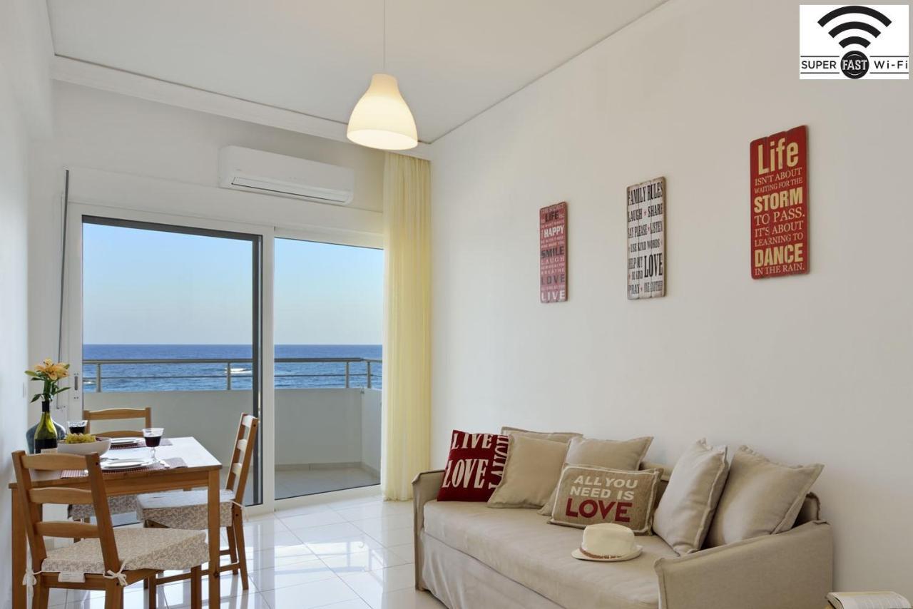 Kalamaki Apartments  Kalamaki Apartments