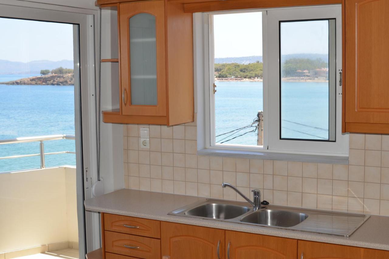 Kalamaki Apartments  Kalamaki Apartments