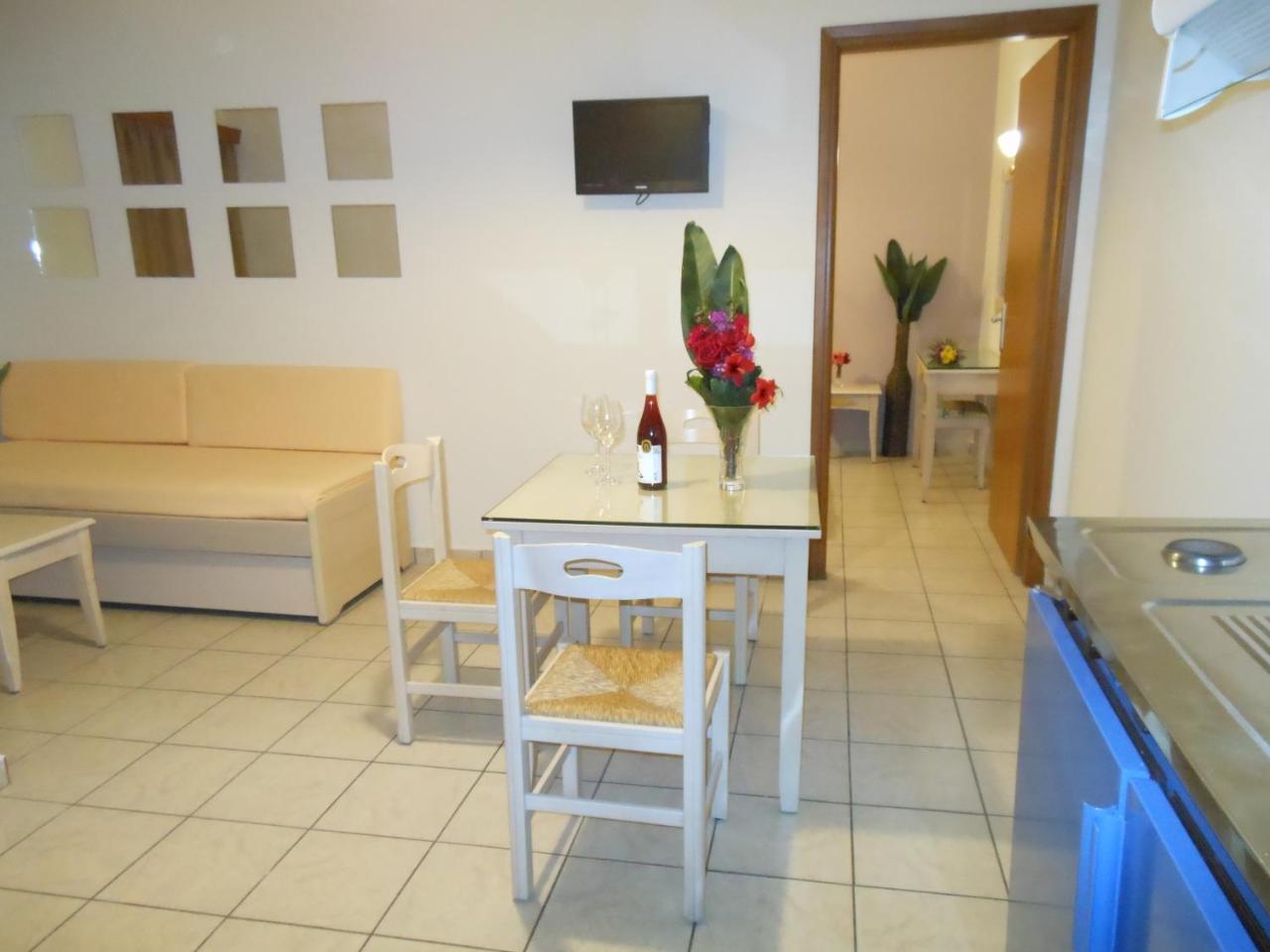 Jechrina Apartments 2 *