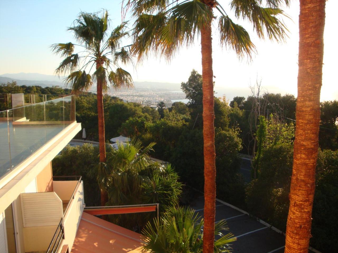 Monte Vardia Hotel 3 *