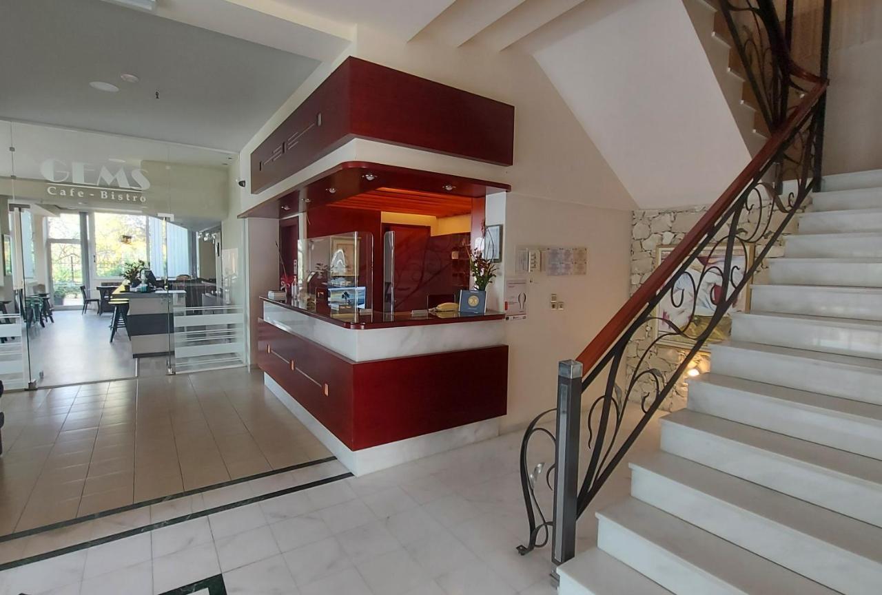 Monte Vardia Hotel 3 *