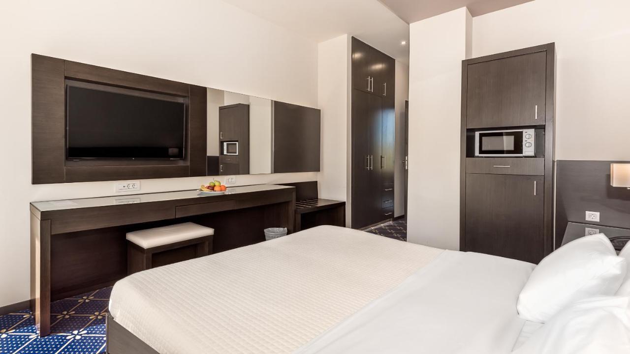 Monte Vardia Hotel 3 *