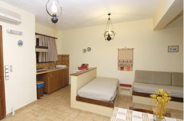 Asterion Apartments 2 *