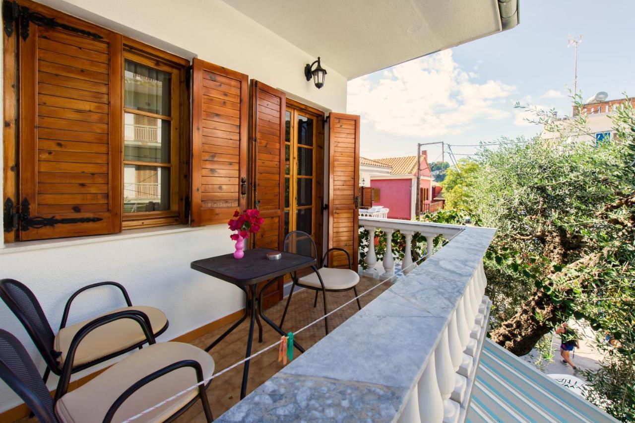 Nikos Vergos  - pic #15