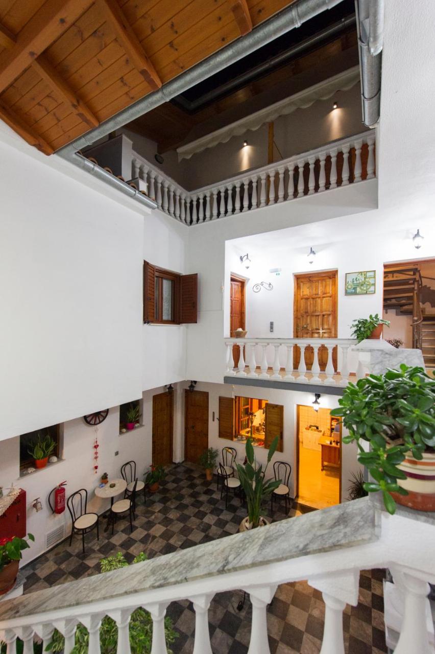 Nikos Vergos  - pic #25