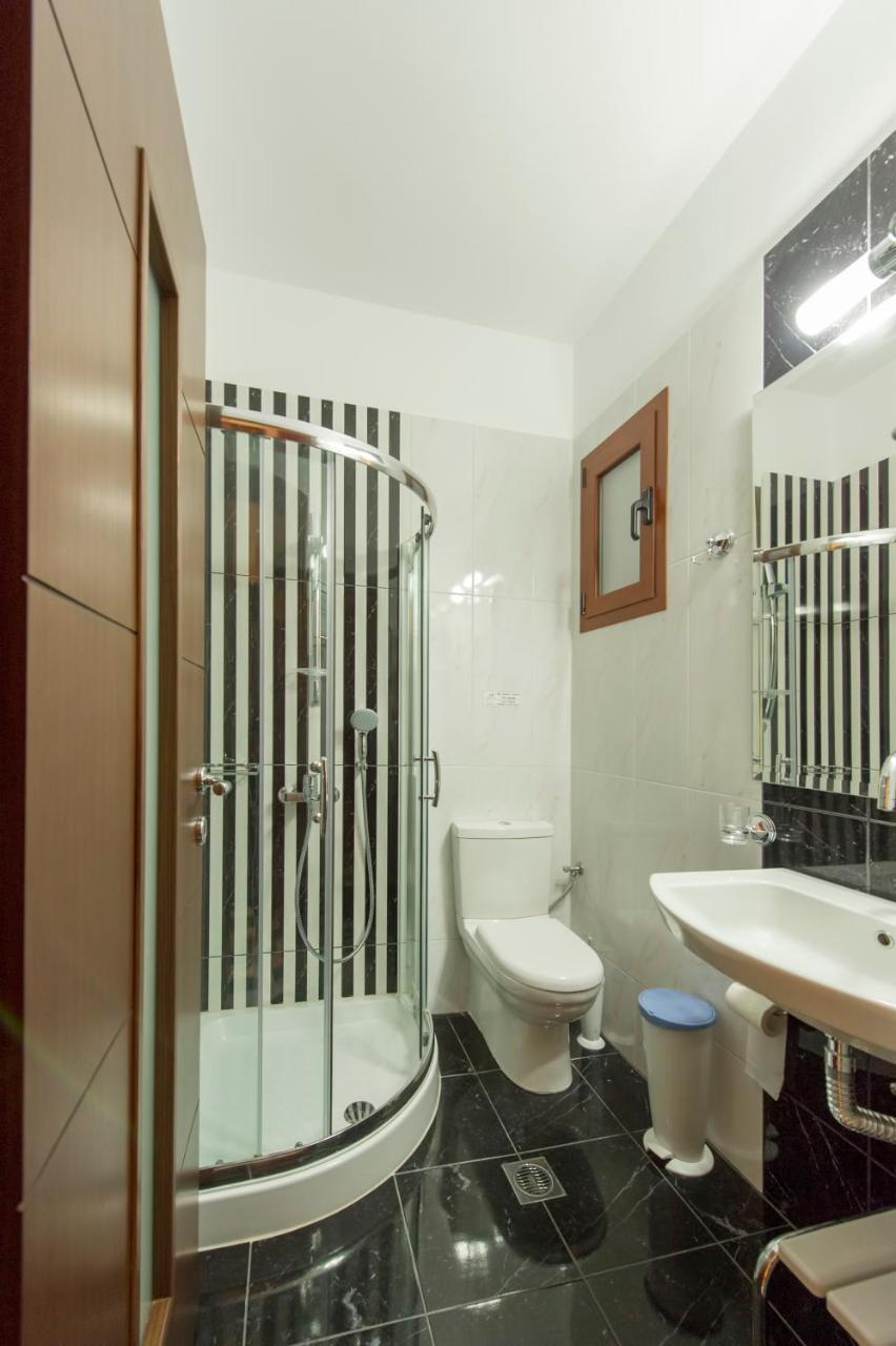 Nikos Vergos  - pic #17