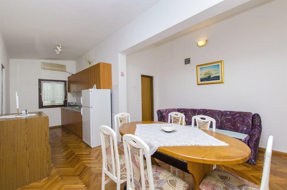 Apartments Vladimir