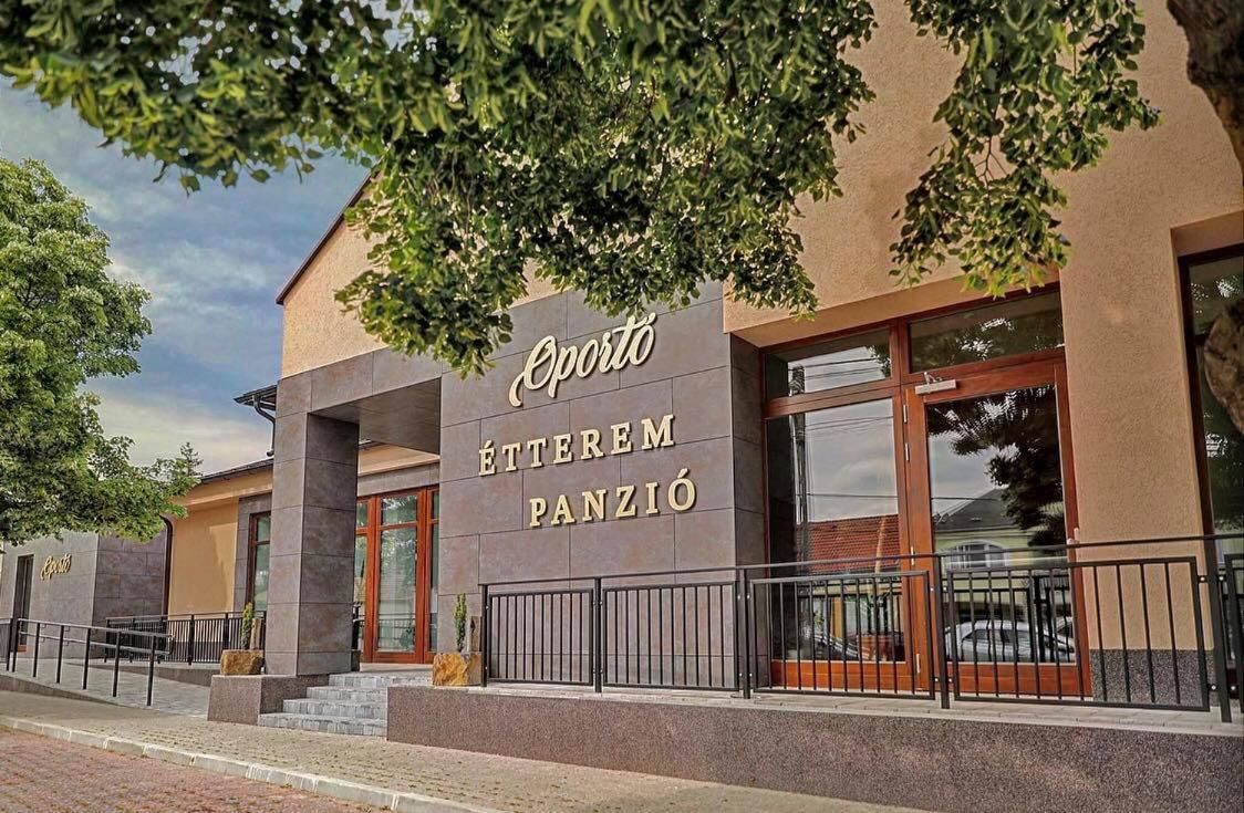 Oporto Panzio (Adults Only) em Villany